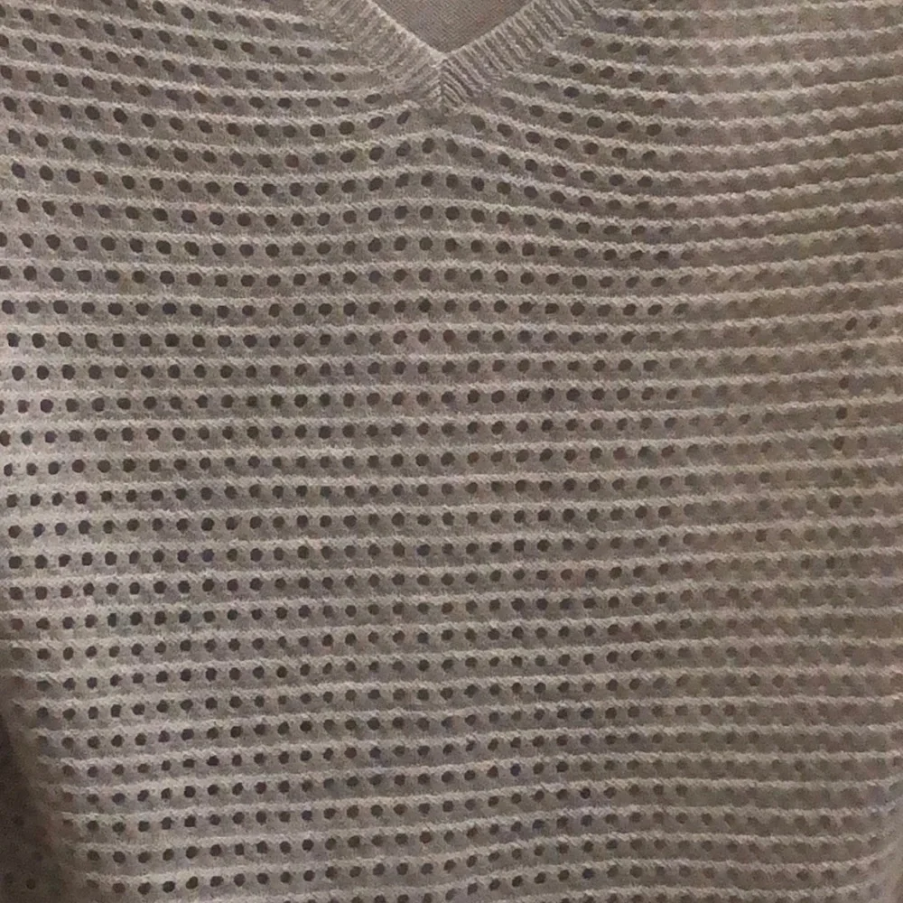 Grey v neck sweater - Picture 3 of 3